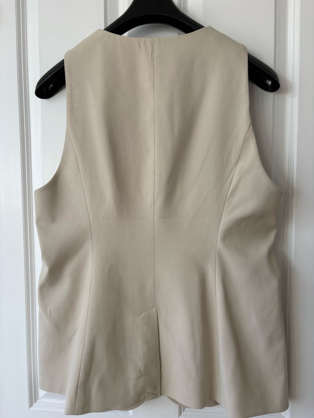 NWT, H&M Fully Lined Long Fitted Suit Vest in Woven Fabric, Light Beige, Size L - Picture 5 of 12